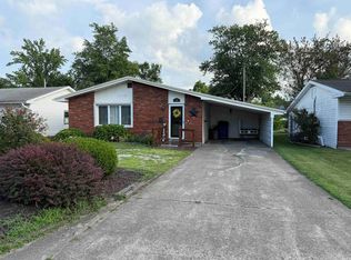 1206 W Brook St, Mitchell, IN 47446