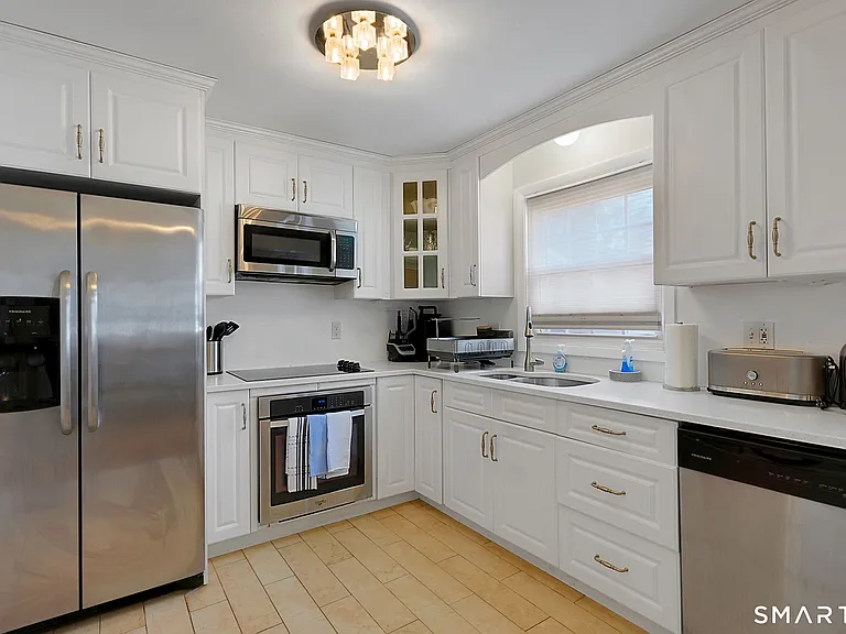 44 Garden St #7 — Photo 9