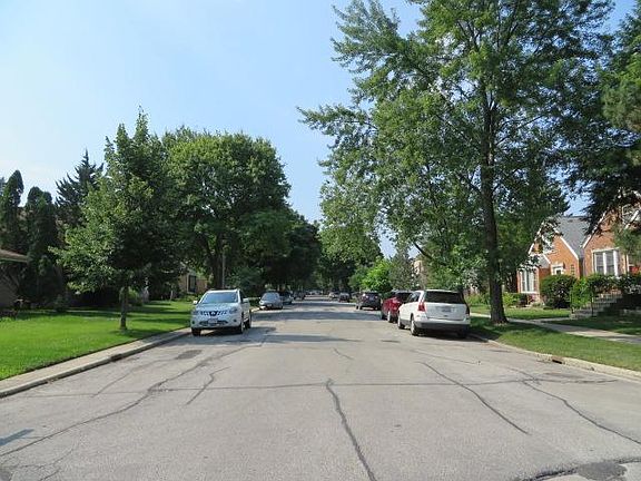 5th image of 8251 Lowell Ave