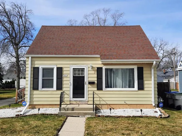 3823 North 86th STREET, Milwaukee, WI 53222