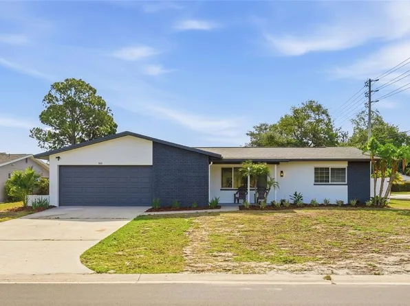 8601 139th St, Seminole, FL 33776
