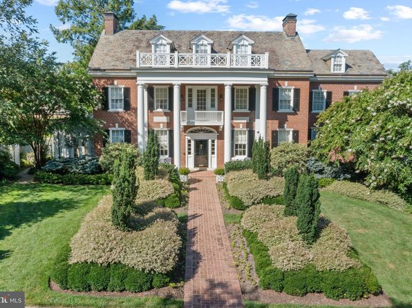 4102 Greenway, Baltimore, MD 21218
