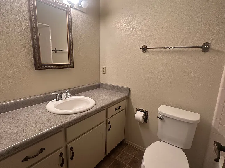 2155 S 14th Ave #60 — Photo 18