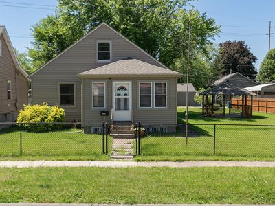 1716 10th Ave, East Moline, IL, 61244
