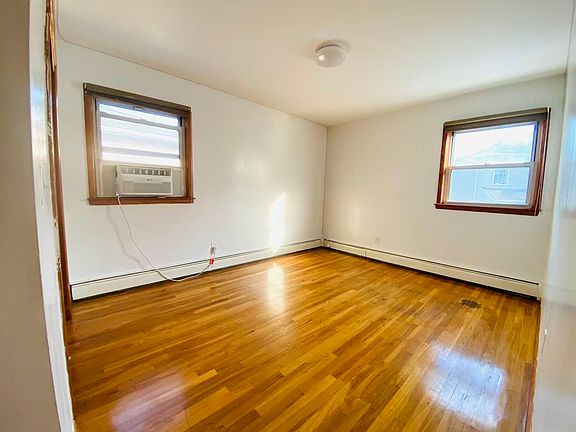 3rd image of 32 Baltic Ave #2F