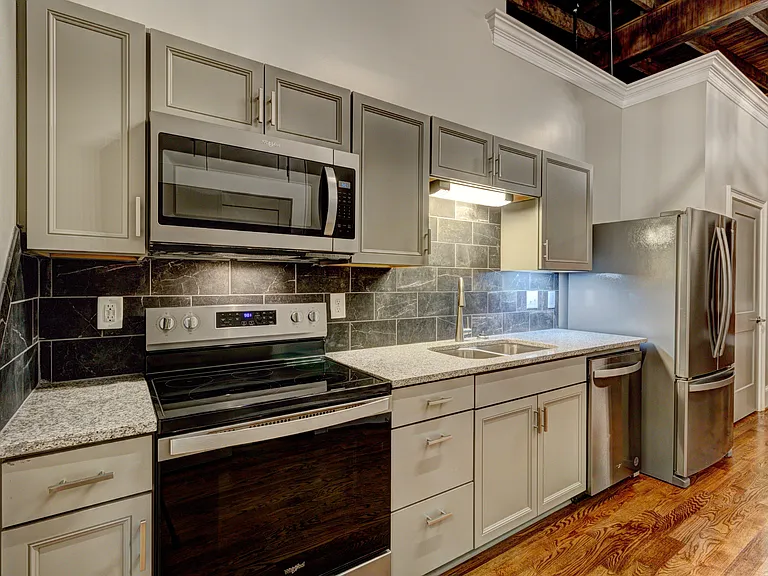 116 E Main St #200 — Photo 4