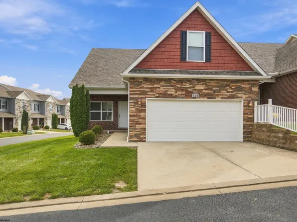 524 Persimmon Ln, Bridgeport, WV 26330
