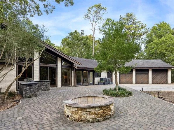 104 Gershwin Dr, Houston, TX 77079