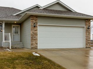 1447 10th St N, New Ulm, MN 56073