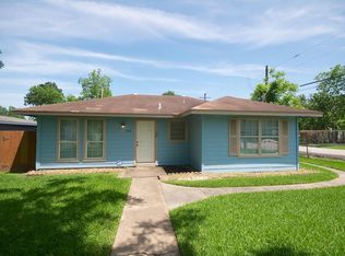 2302 Reinerman St, Houston, TX 77007