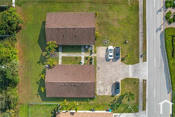 2 bed, 900 sqft, $1,400 — Photo 4