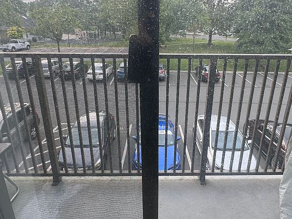 5th image of 17 Fisher Dr #17
