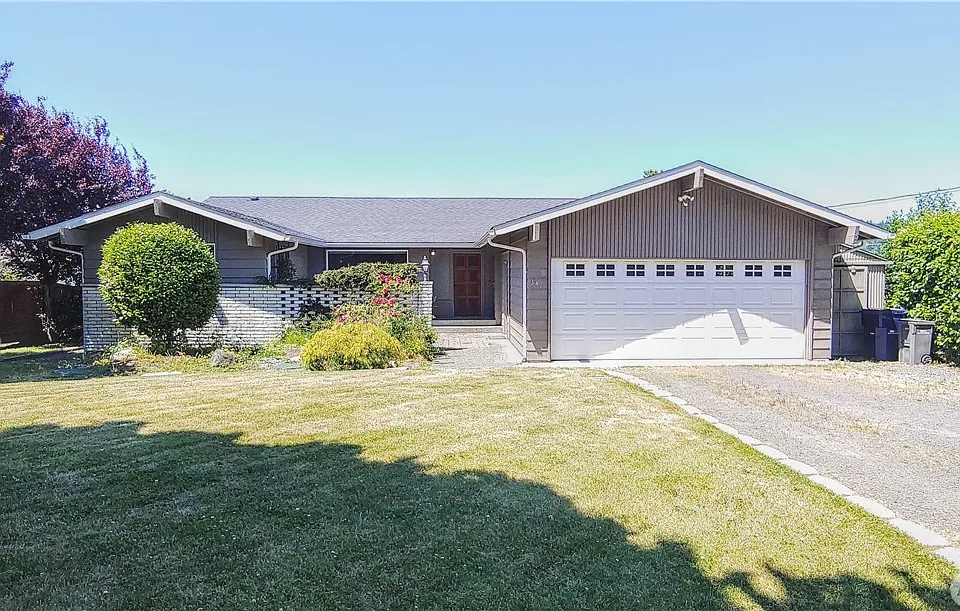341 Mackenzie Dr