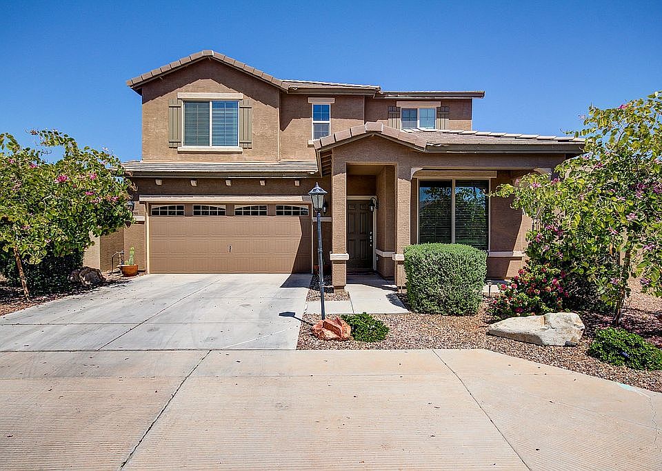 1st image of 18098 W Desert Ln