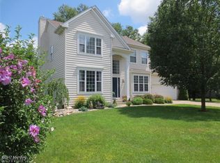 5965 Baywood Dr, Portage, MI 49024