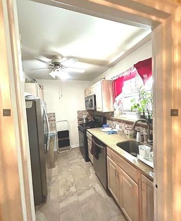 3rd image of 81-94 Langdale St #271B