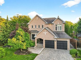 336 Oakridge Ct, Oakville, ON L6H 5T9