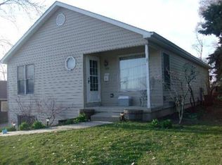 109 E State St, North Aurora, IL 60542