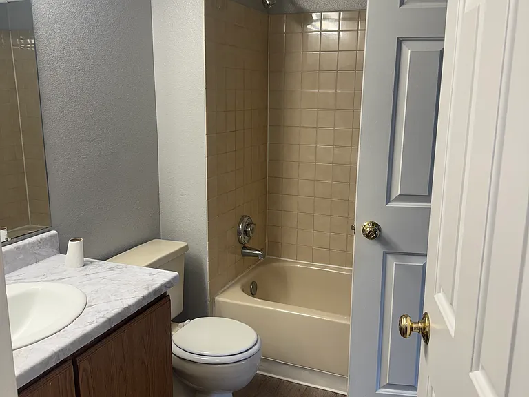 2575 S Syracuse Way #K206 — Photo 3