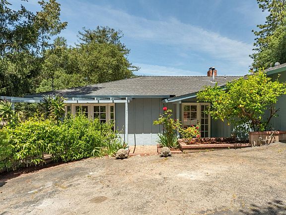 4th image of 155 Stanford Dr