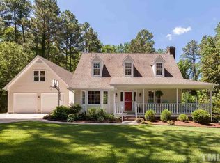 2917 Meadowview Ct, Apex, NC 27539