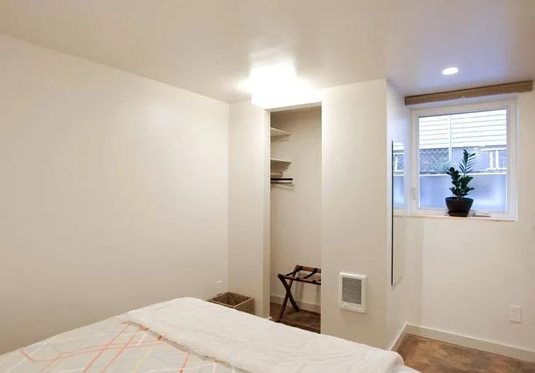 5323 NE Garfield Ave #B — Photo 3