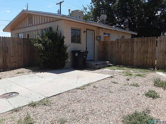 3rd image of 601 W 17th St