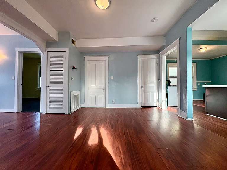 255 Ontario St #2 — Photo 22