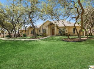 11562 Beverly Hills Dr, Helotes, TX 78023