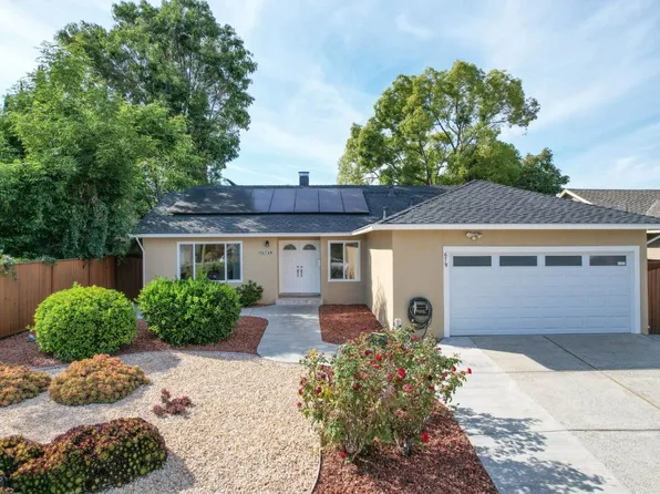 679 Meadow Creek Dr, San Jose, CA 95136