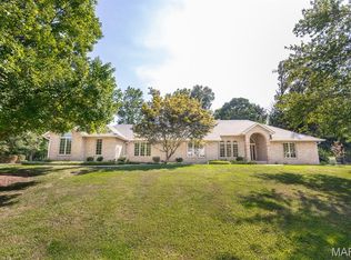 1616 10th Fairway Dr, Belleville, IL