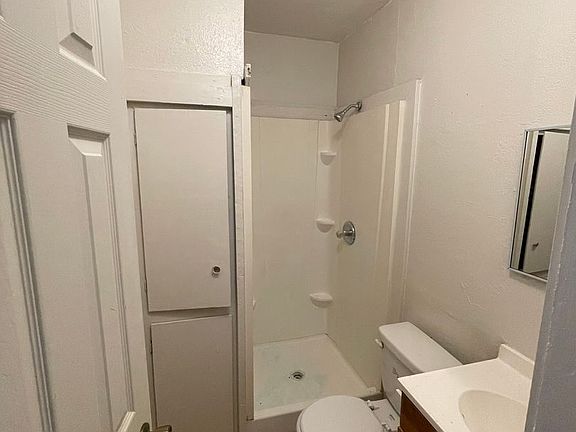 3rd image of 308 1/2 N Shartell Ave #770