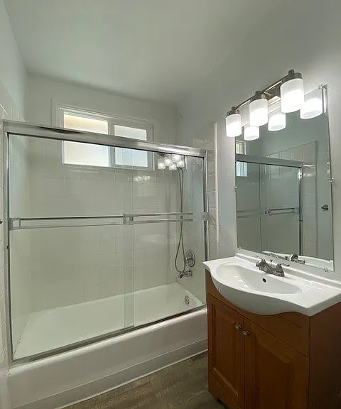 1837 N Gramercy Place — Photo 1