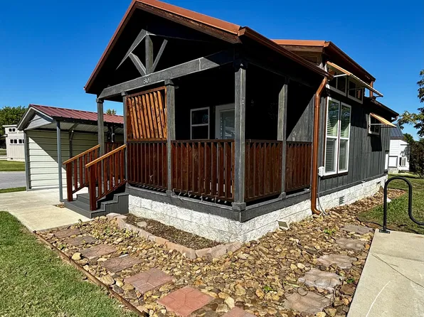 801 E Linden, Rogers, AR 72756