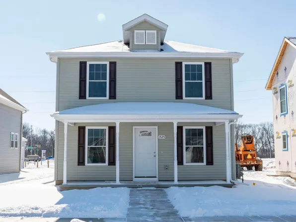 1525 Yearwood Ln, Mishawaka, IN 46544
