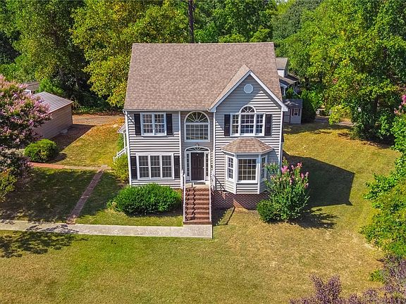 5th image of 24408 Lake Dr