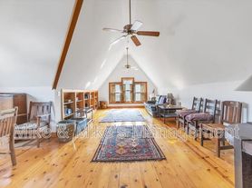 1140 E Hamilton St, Milwaukee, WI