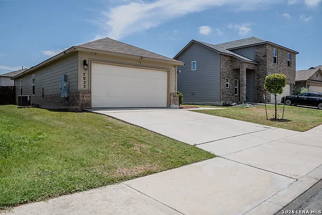 7022 Phoenix Path — Photo 3
