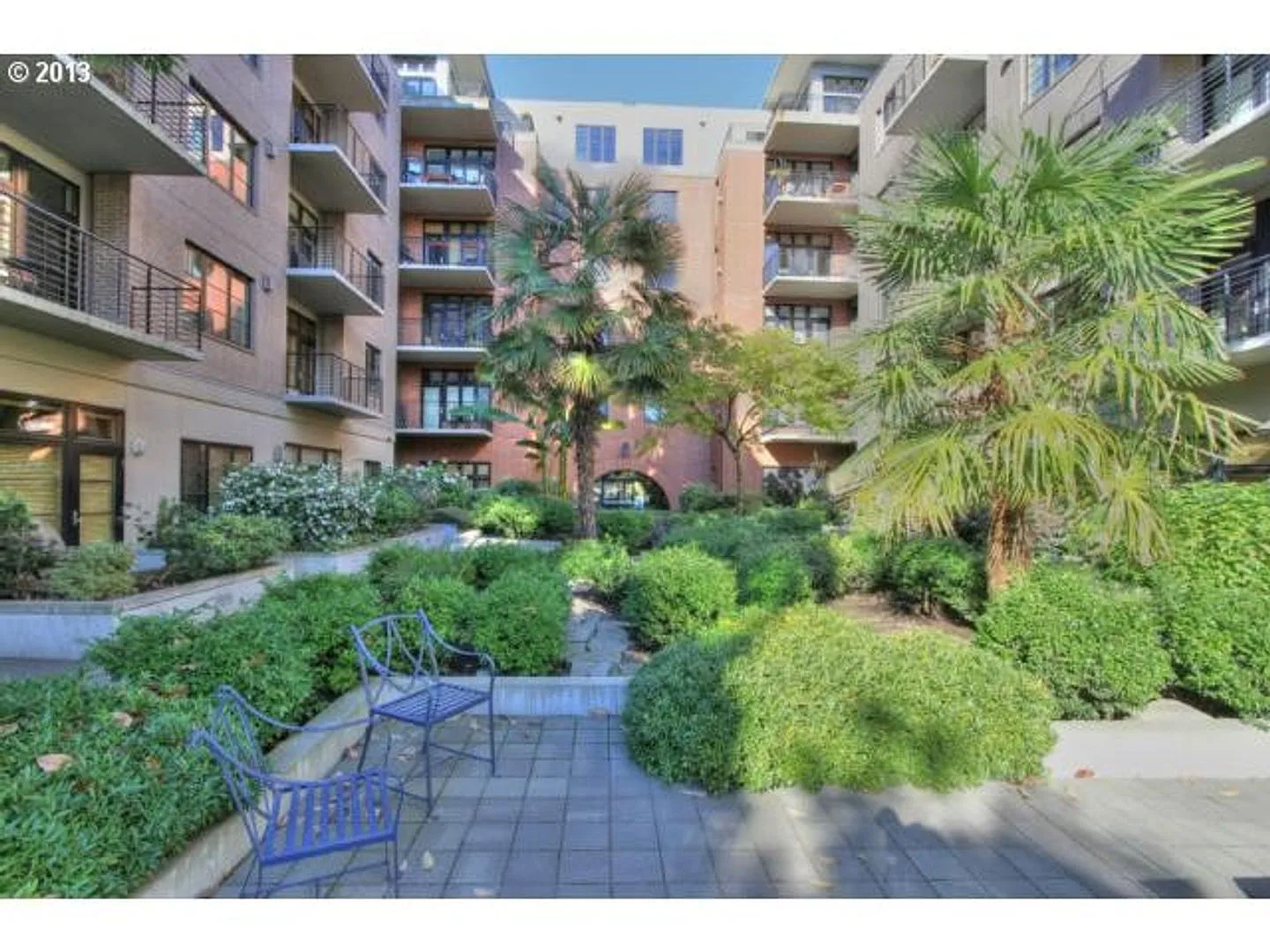 726 NW 11th Ave APT 306 photo 1