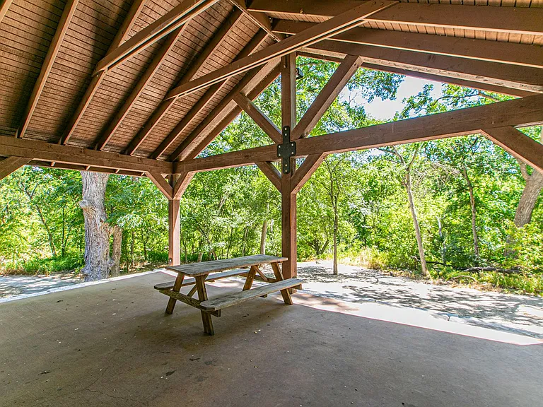 5317 Lancaster Dr — Photo 29
