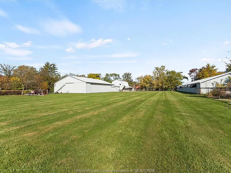 1909 County Road 46 — Photo 24