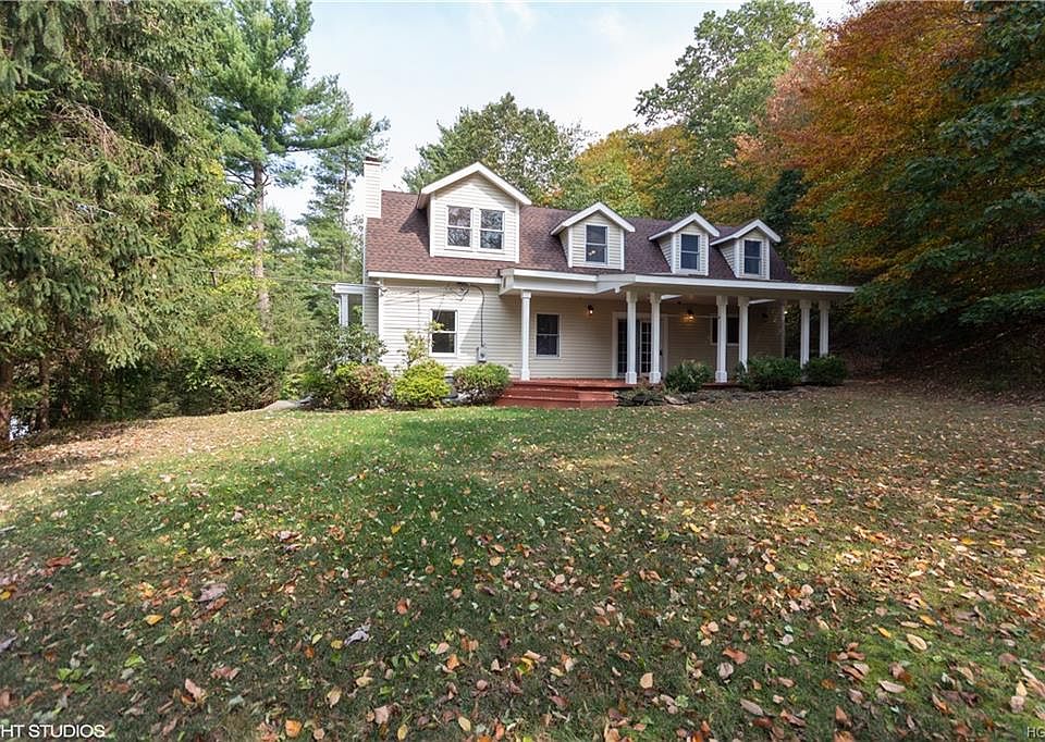 1st image of 22 Birch Dr