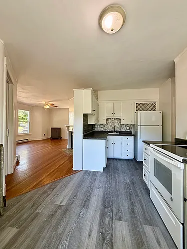 133 Maple St #A Photo 1