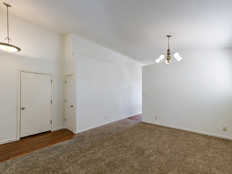 2050 Brittany Meadows Dr — Photo 23