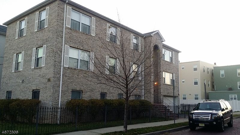 2nd image of 51-53 Holland St