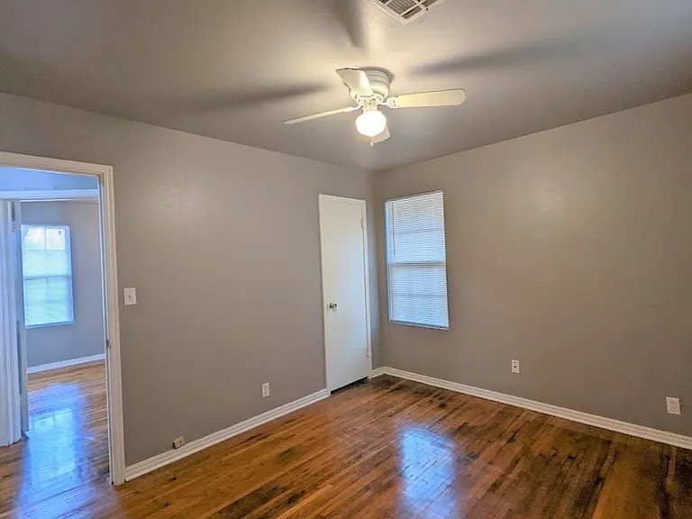 2113 Churchill Way — Photo 28