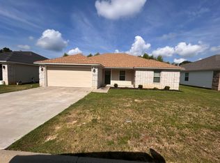 211 Pope Dr, Benton, AR 72015