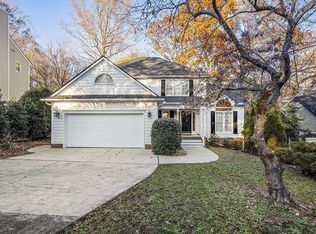 113 Waterfall Ct, Cary, NC 27513