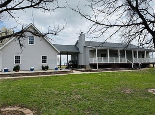 1309 16th Rd, Burlington, KS 66839