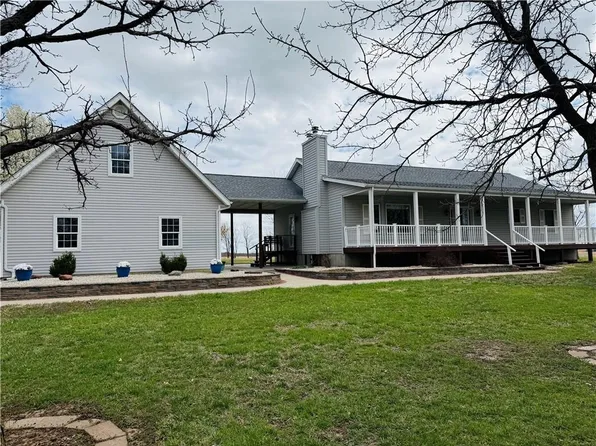 1309 16th Rd, Burlington, KS 66839